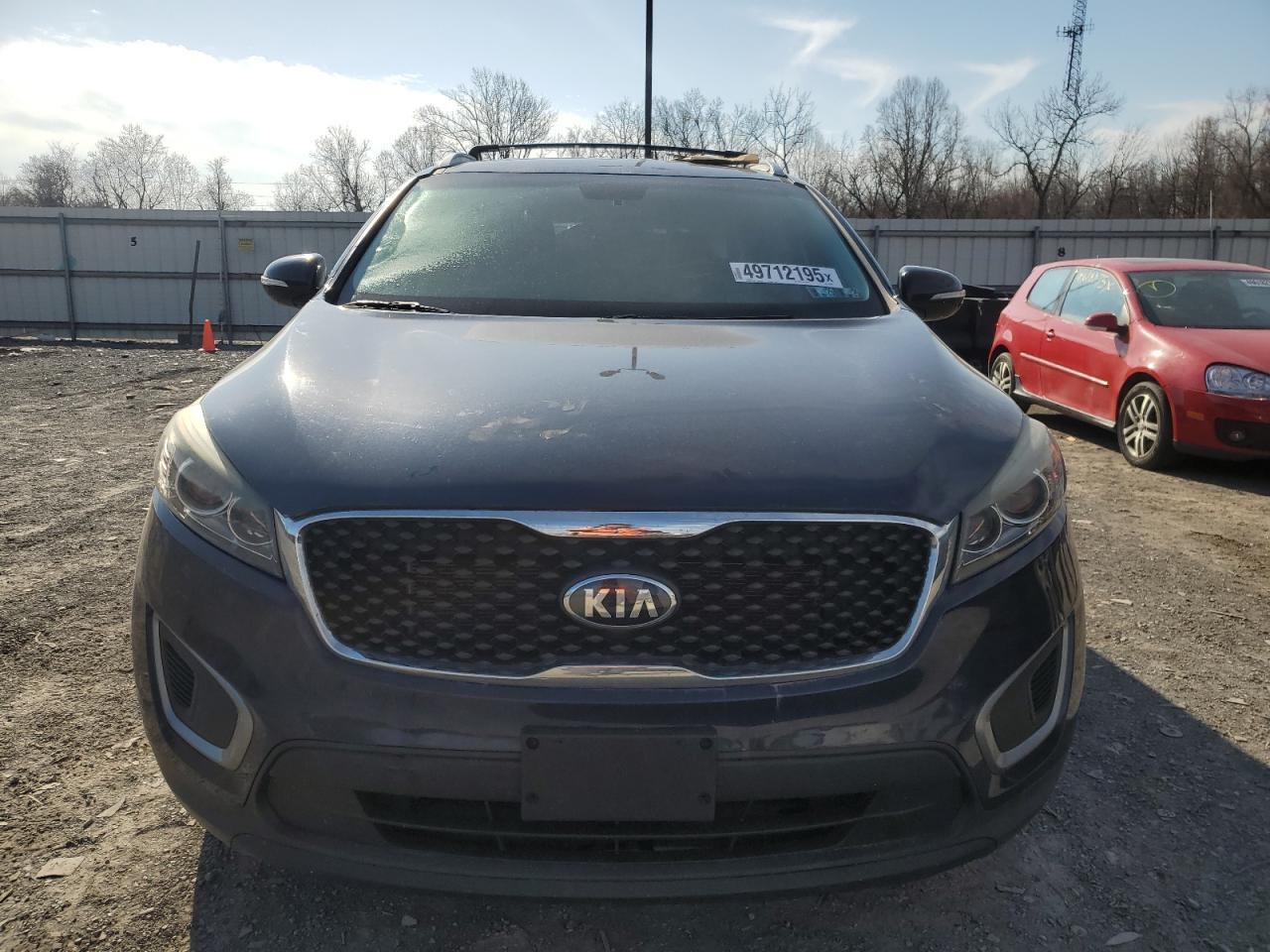 2016 KIA SORENTO LX - Image 5