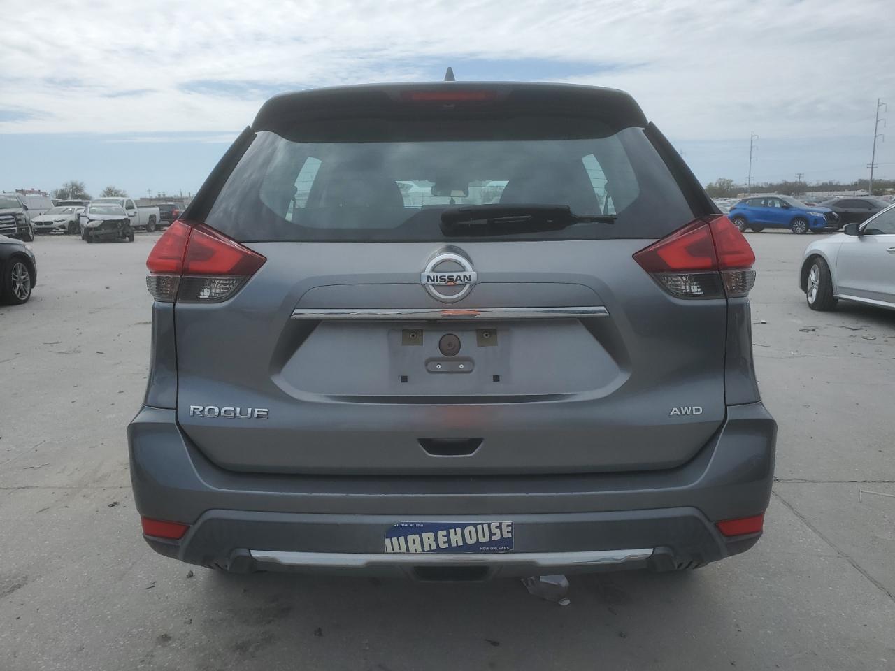 2017 NISSAN ROGUE S - Фото 6