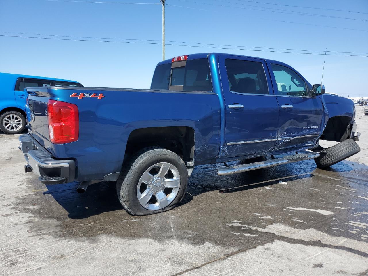 2018 CHEVROLET SILVERADO - Фото 3
