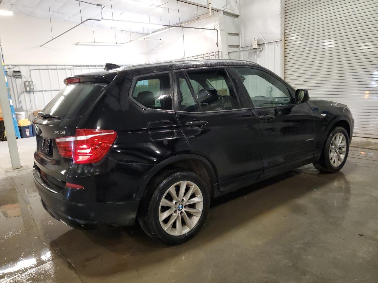 2014 BMW X3 XDRIVE2 - Image 3