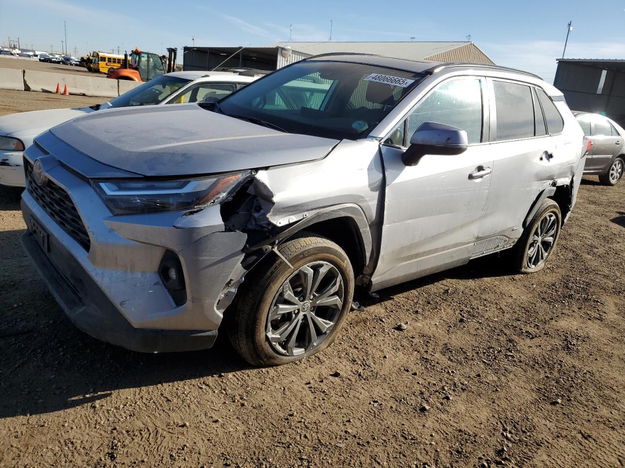 2022 TOYOTA RAV4 XLE P