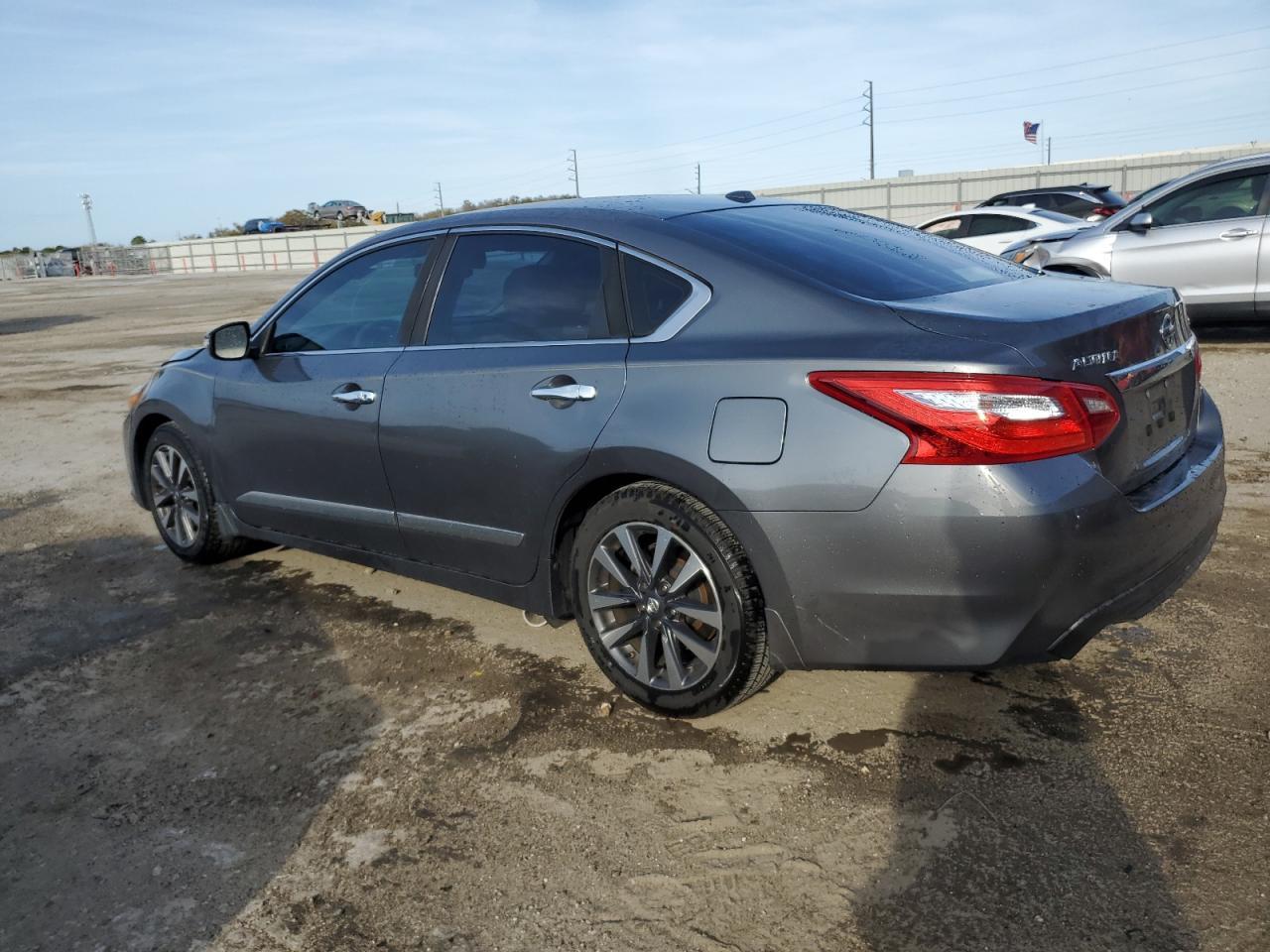 2016 NISSAN ALTIMA 2.5 - Фото 2