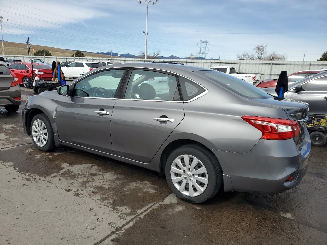 2017 NISSAN SENTRA S - Фото 2