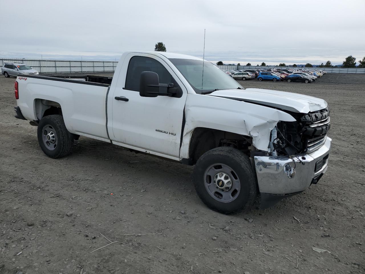2015 CHEVROLET SILVERADO - Image 4