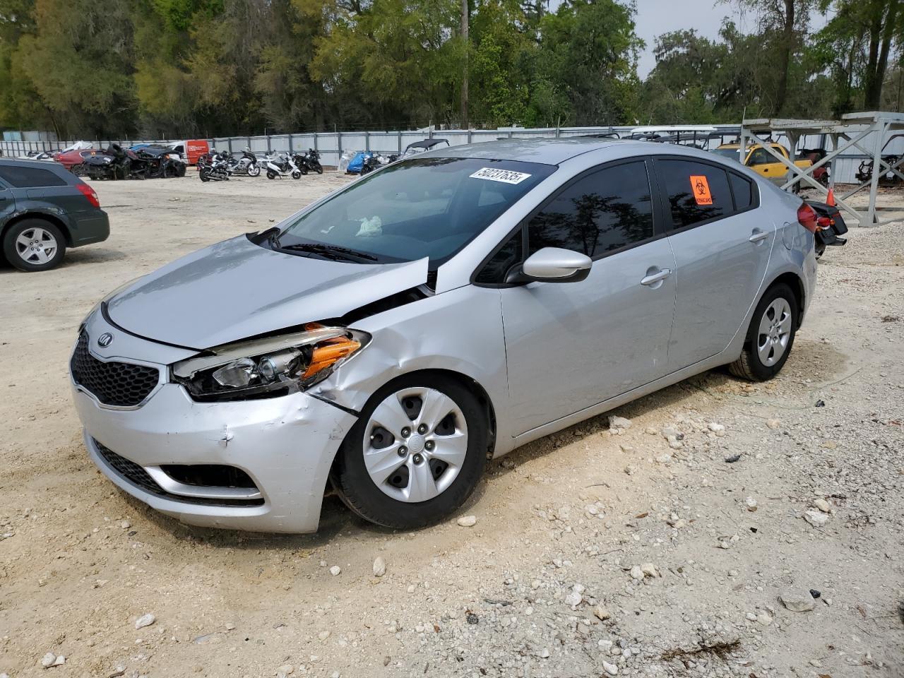 2015 KIA FORTE LX
