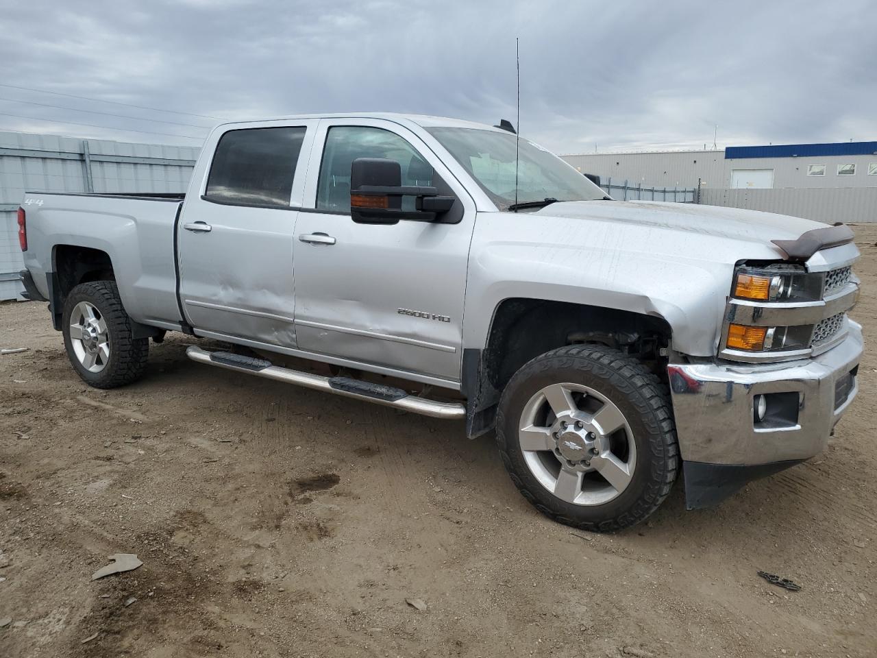 2019 CHEVROLET SILVERADO - Image 4