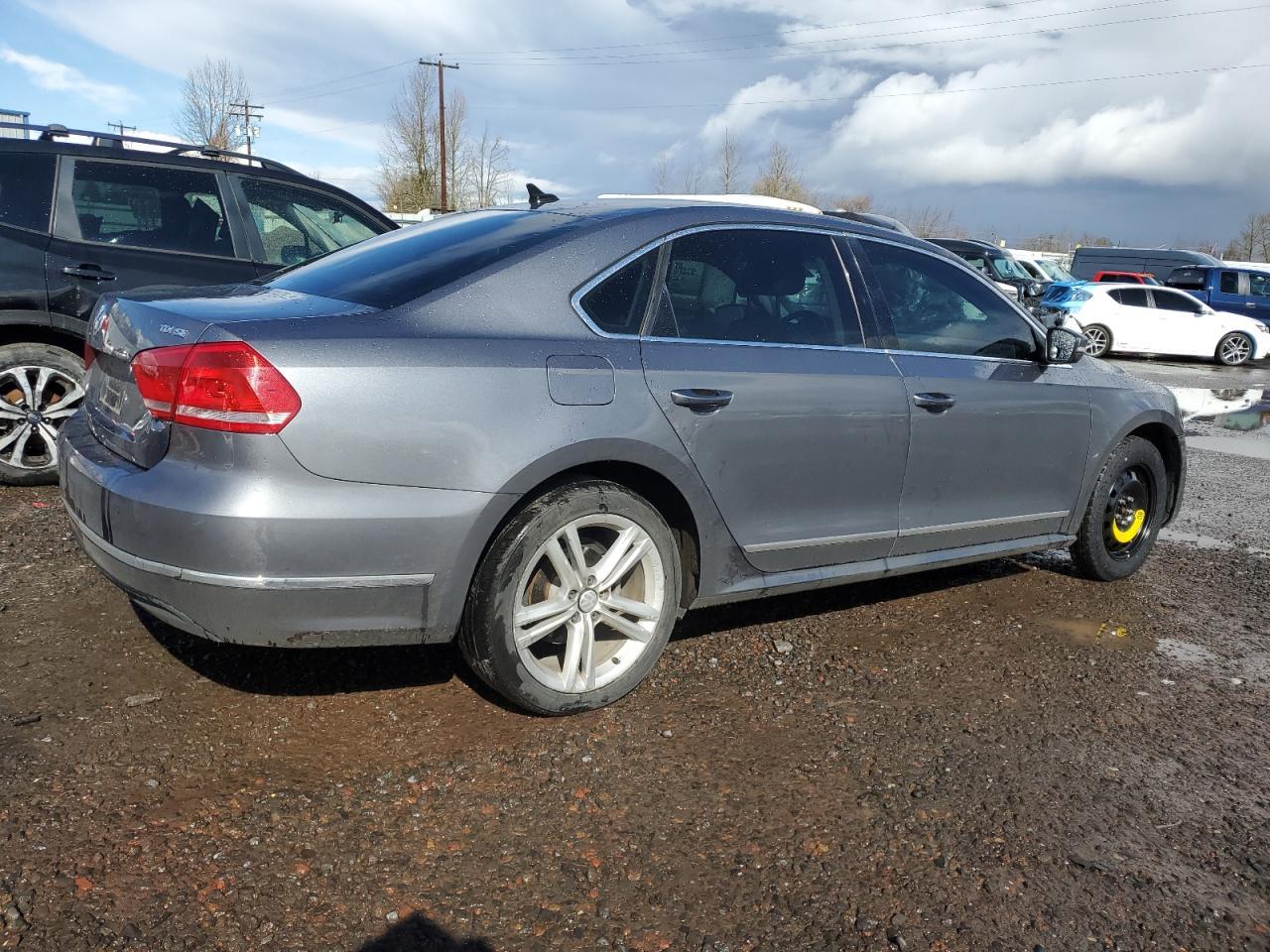 2014 VOLKSWAGEN PASSAT SE - Фото 3