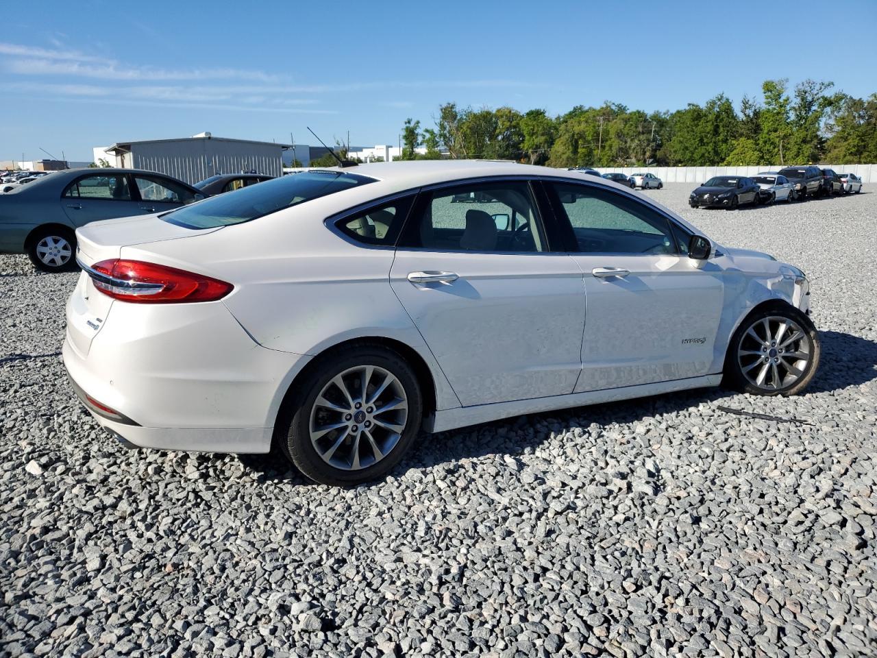 2017 FORD FUSION SE - Фото 3