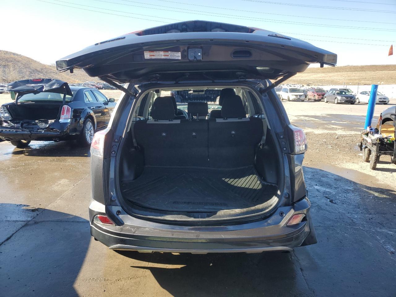 2018 TOYOTA RAV4 ADVEN - Фото 6