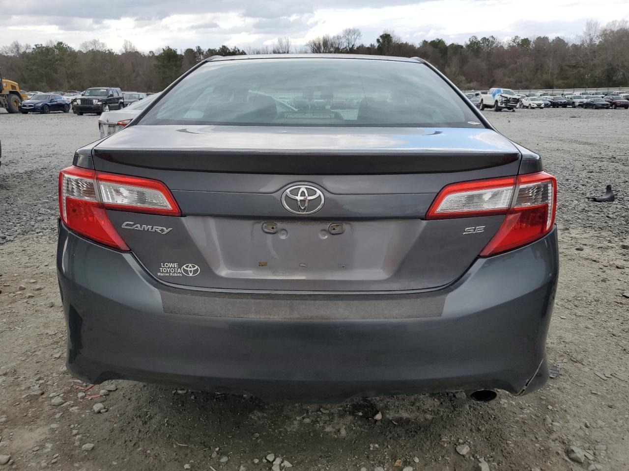 2014 TOYOTA CAMRY L - Image 6