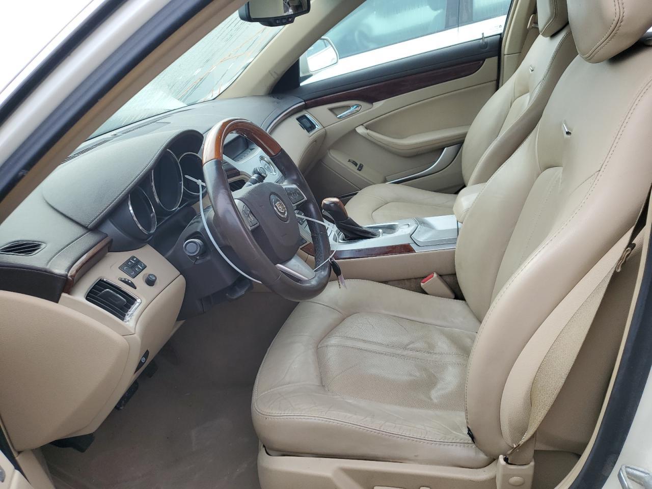 2011 CADILLAC CTS LUXURY - Image 7