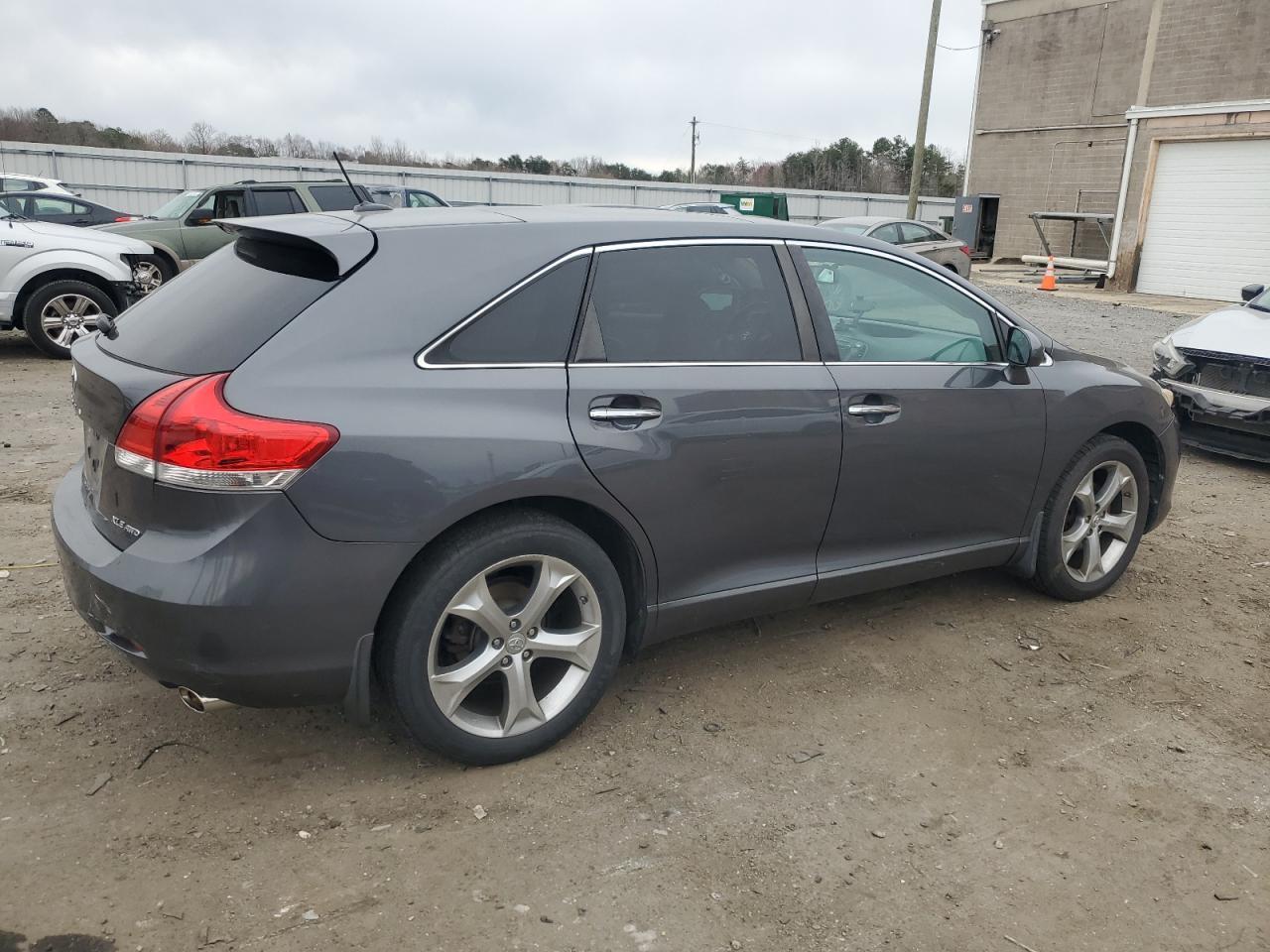 2012 TOYOTA VENZA LE - Фото 3