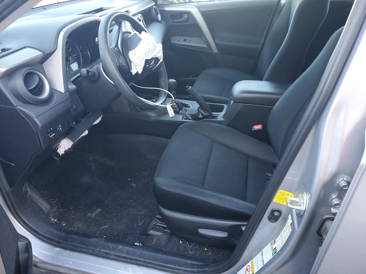 2016 TOYOTA RAV4 LE - Фото 7