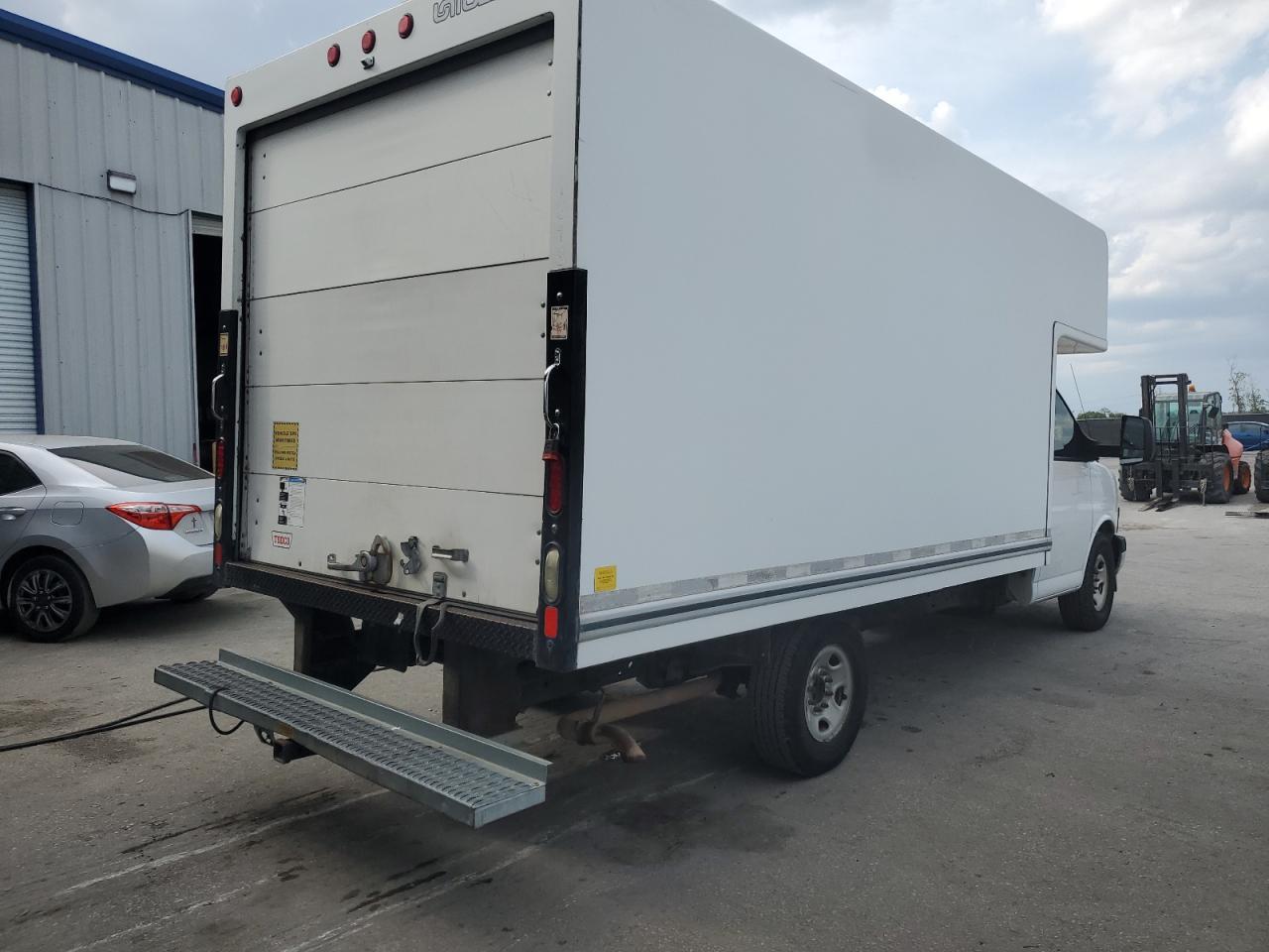2018 CHEVROLET EXPRESS G3 - Image 3