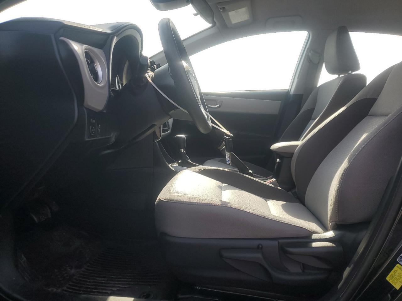 2018 TOYOTA COROLLA L - Image 7