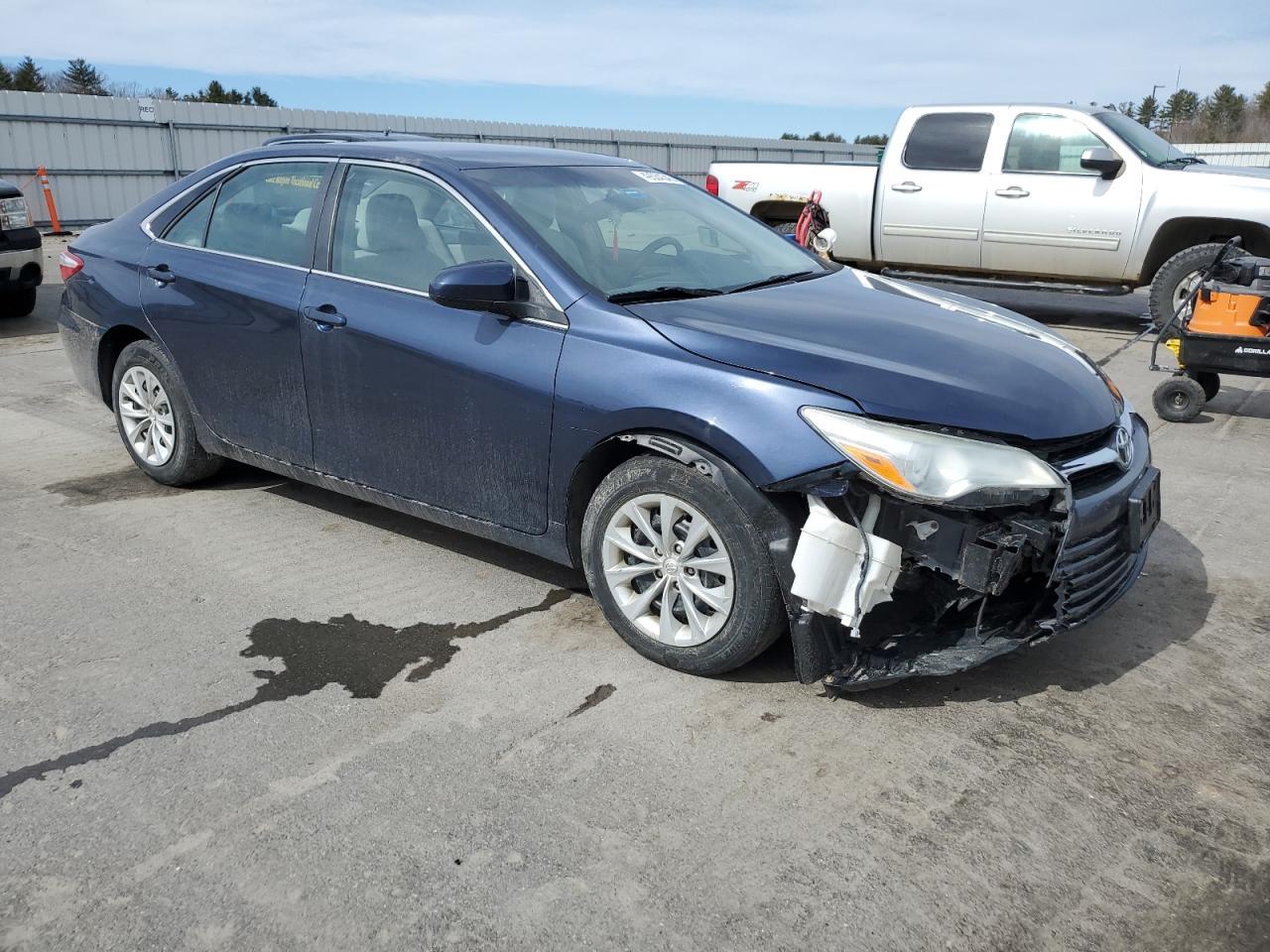 2015 TOYOTA CAMRY LE - Фото 4