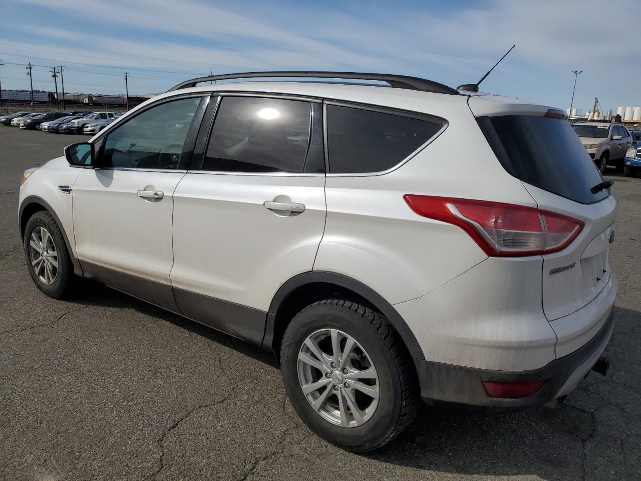 2014 FORD ESCAPE SE - Image 2