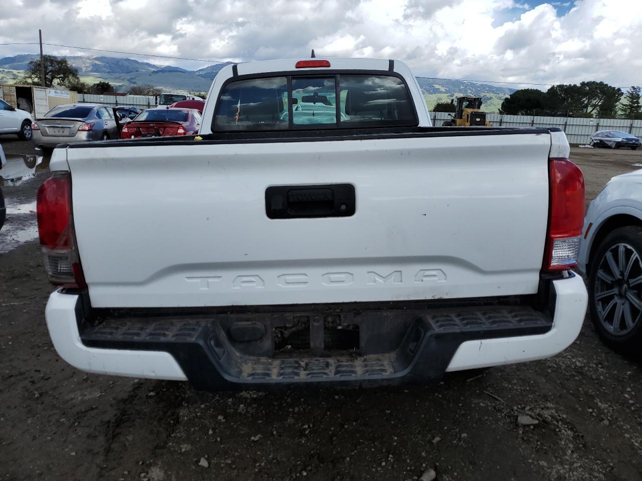 2017 TOYOTA TACOMA ACC - Фото 6