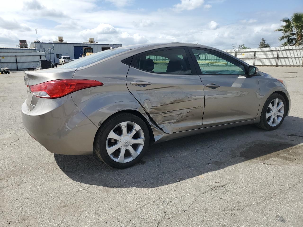 2013 HYUNDAI ELANTRA GL - Image 3