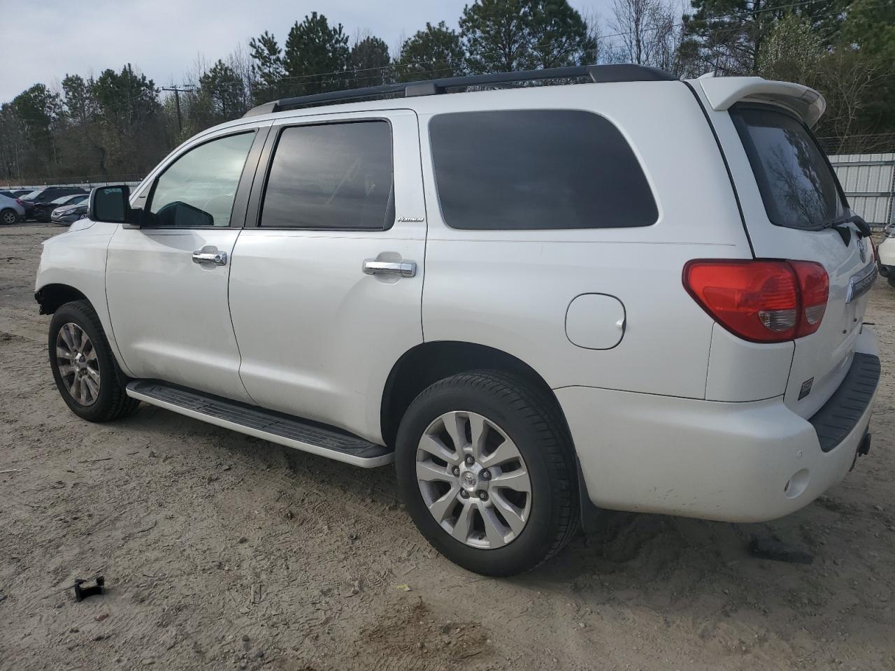 2014 TOYOTA SEQUOIA PL - Фото 2