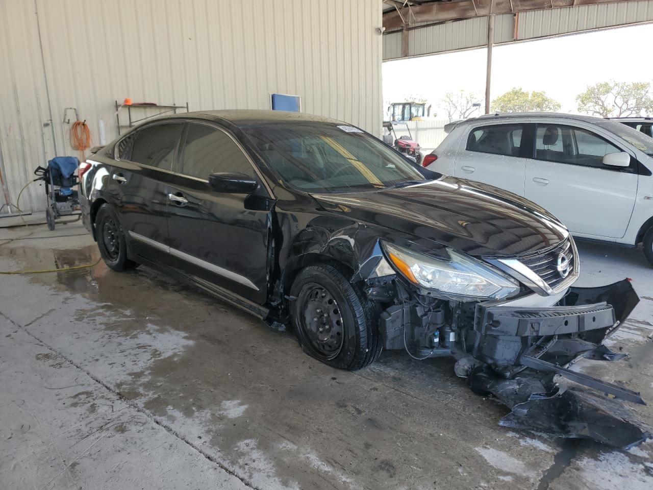 2017 NISSAN ALTIMA 2.5 - Фото 4