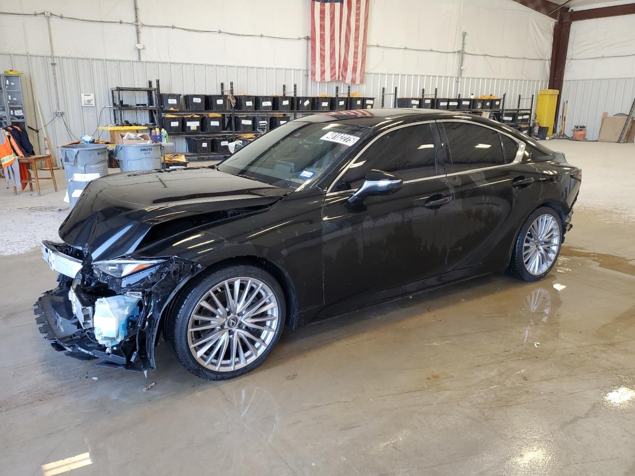 2022 LEXUS IS 300