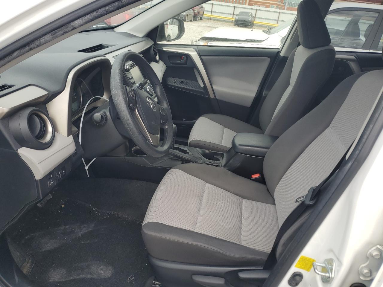 2014 TOYOTA RAV4 LE - Image 7