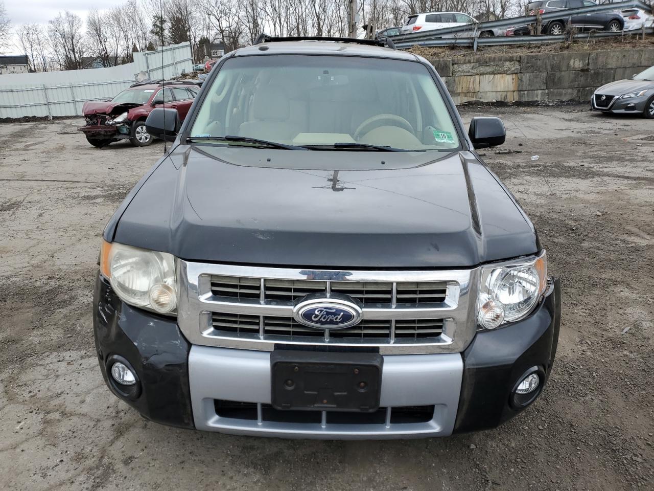 2012 FORD ESCAPE LIM - Image 5