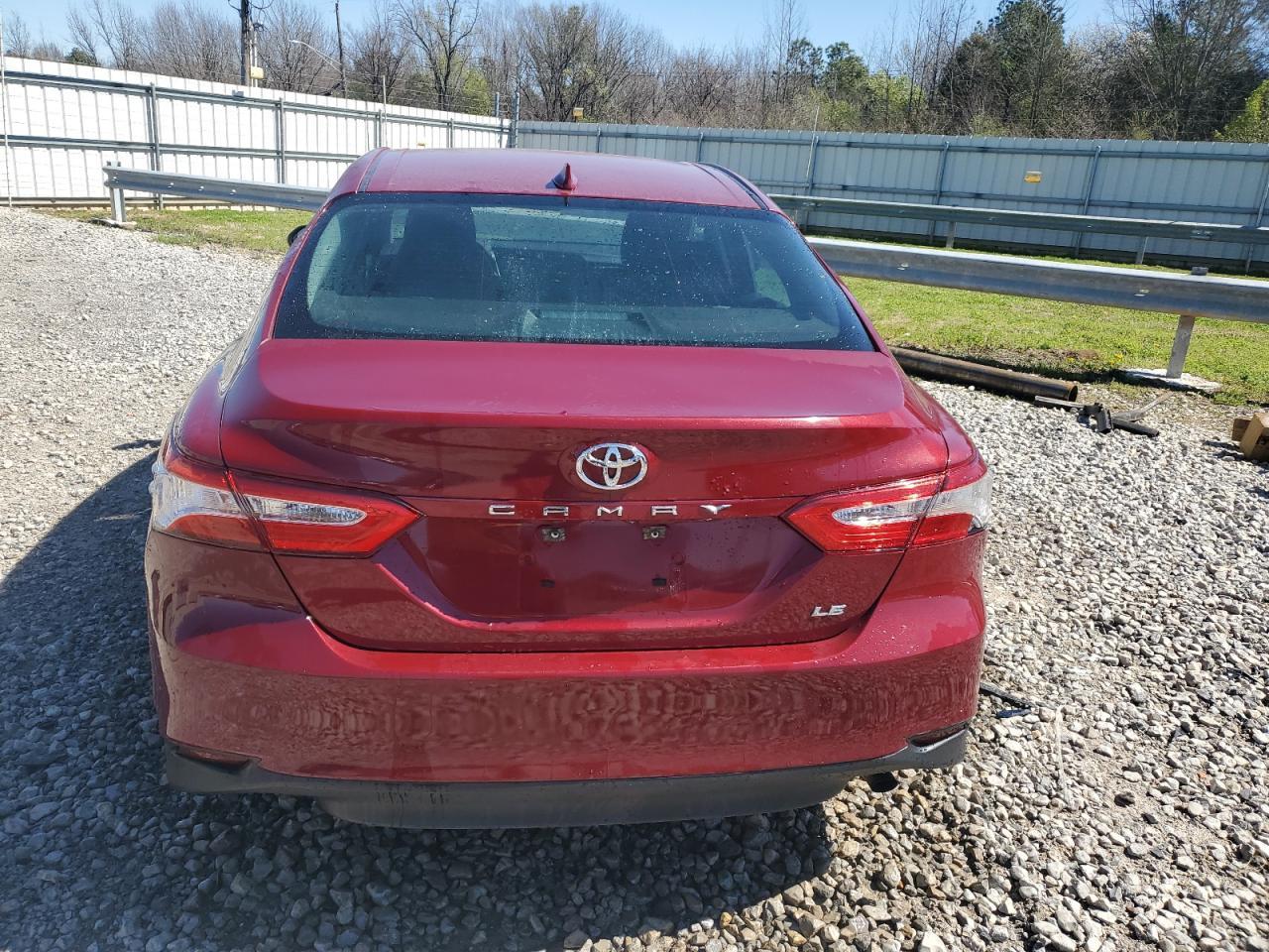 2020 TOYOTA CAMRY LE - Фото 6