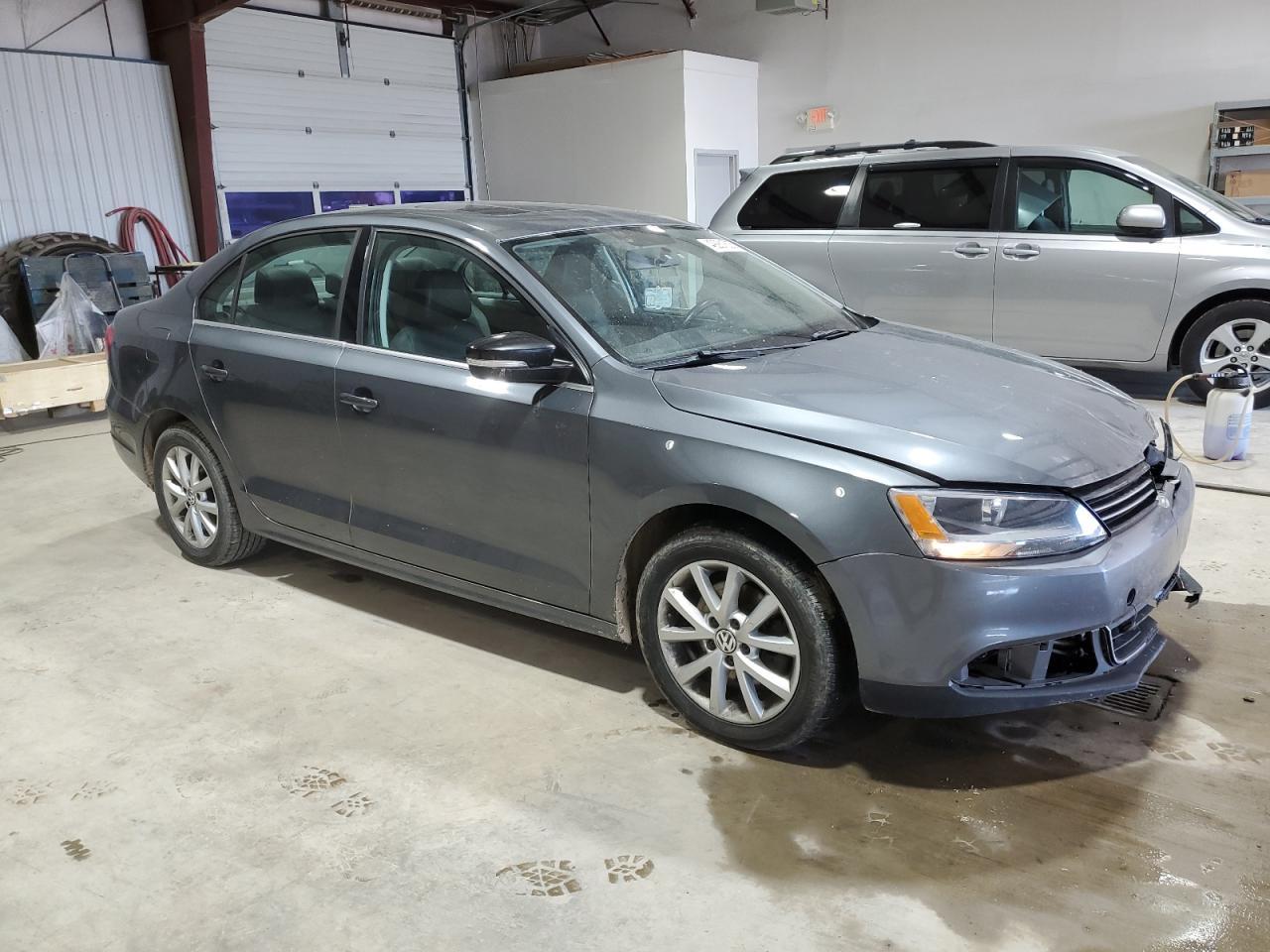 2014 VOLKSWAGEN JETTA SE - Фото 4