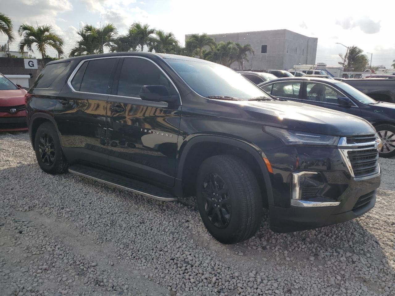 2023 CHEVROLET TRAVERSE L - Image 4