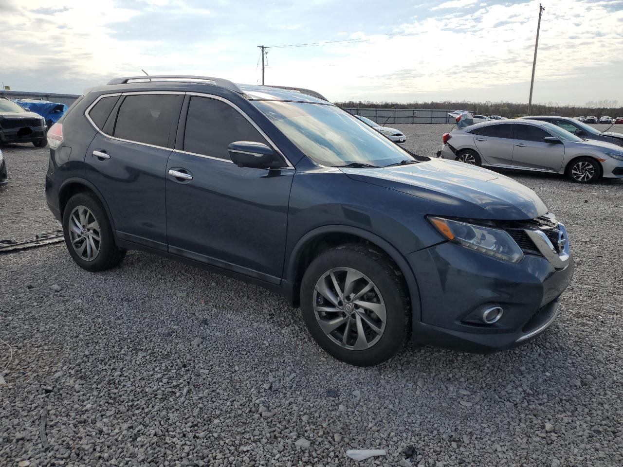 2015 NISSAN ROGUE S - Image 4