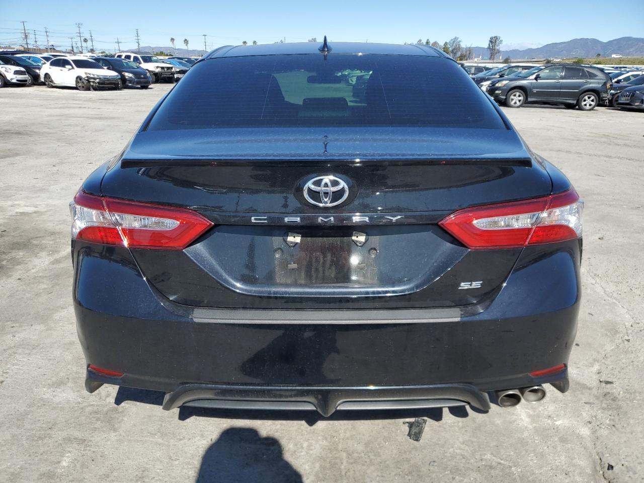 2020 TOYOTA CAMRY SE - Image 6