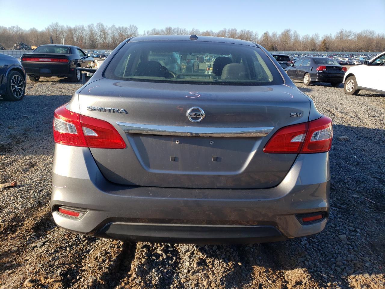 2017 NISSAN SENTRA S - Фото 6