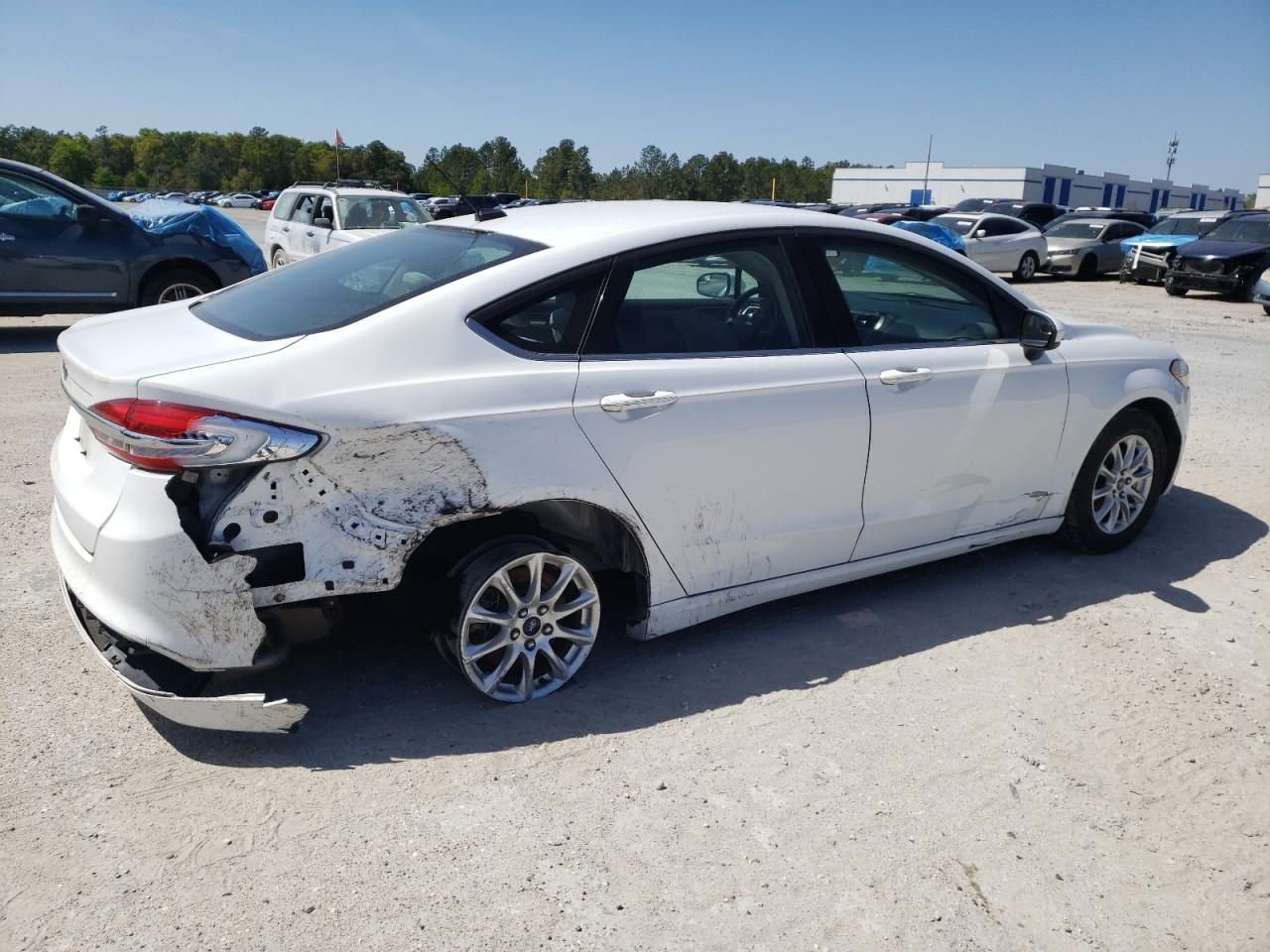 2017 FORD FUSION S - Фото 3