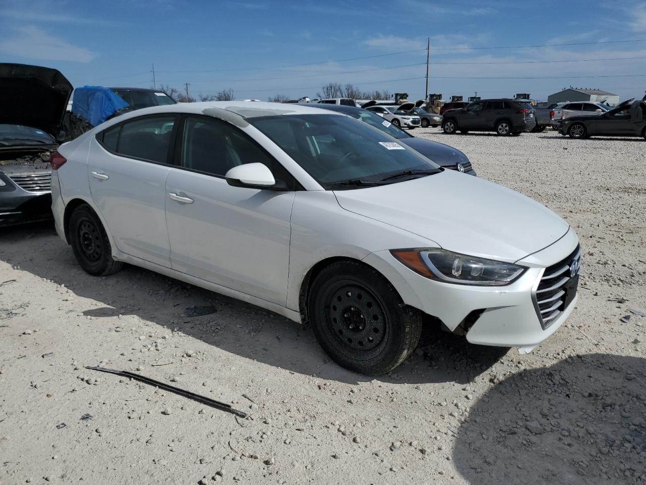2018 HYUNDAI ELANTRA SE - Image 4