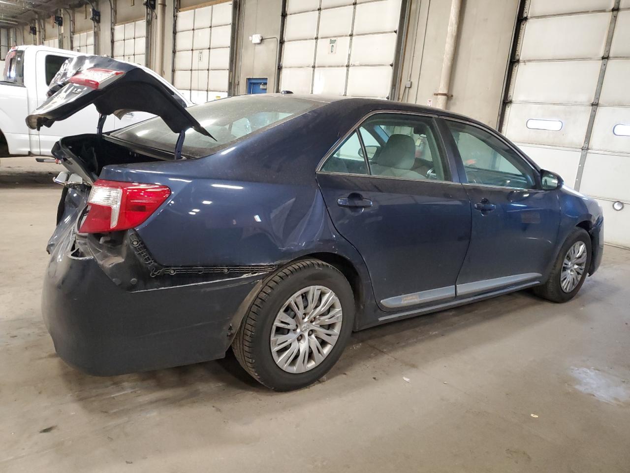 2014 TOYOTA CAMRY L - Image 3