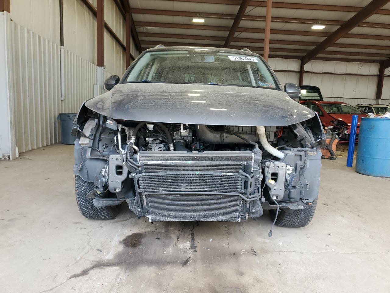 2015 VOLKSWAGEN TIGUAN S - Фото 5