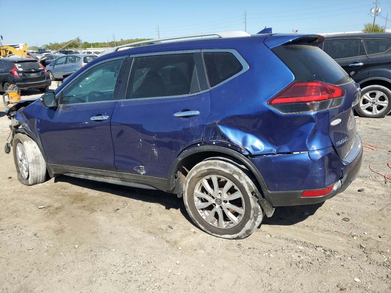 2017 NISSAN ROGUE S - Image 2