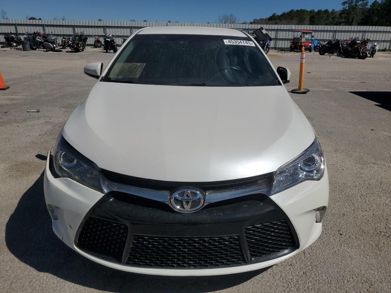 2017 TOYOTA CAMRY LE - Фото 5