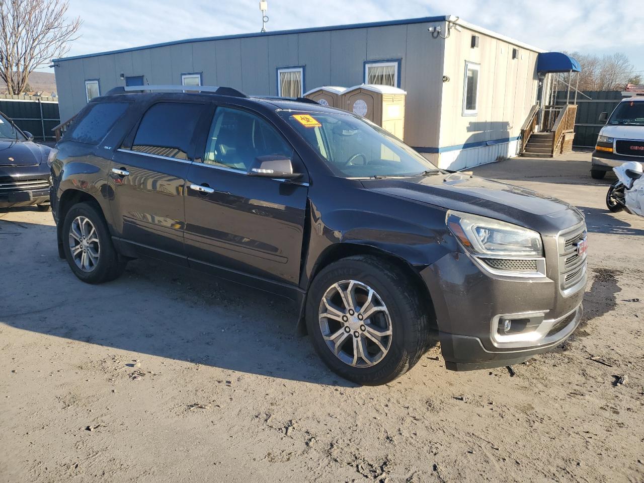 2016 GMC ACADIA SLT - Image 4