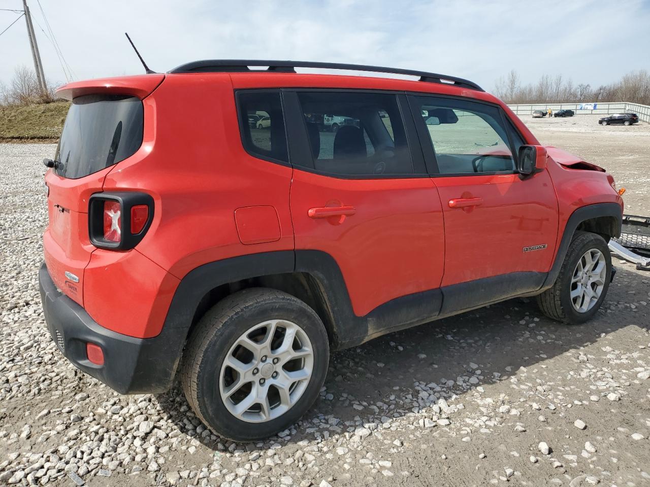 2017 JEEP RENEGADE L - Image 3