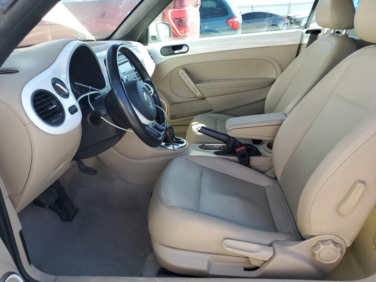 2014 VOLKSWAGEN BEETLE - Фото 7