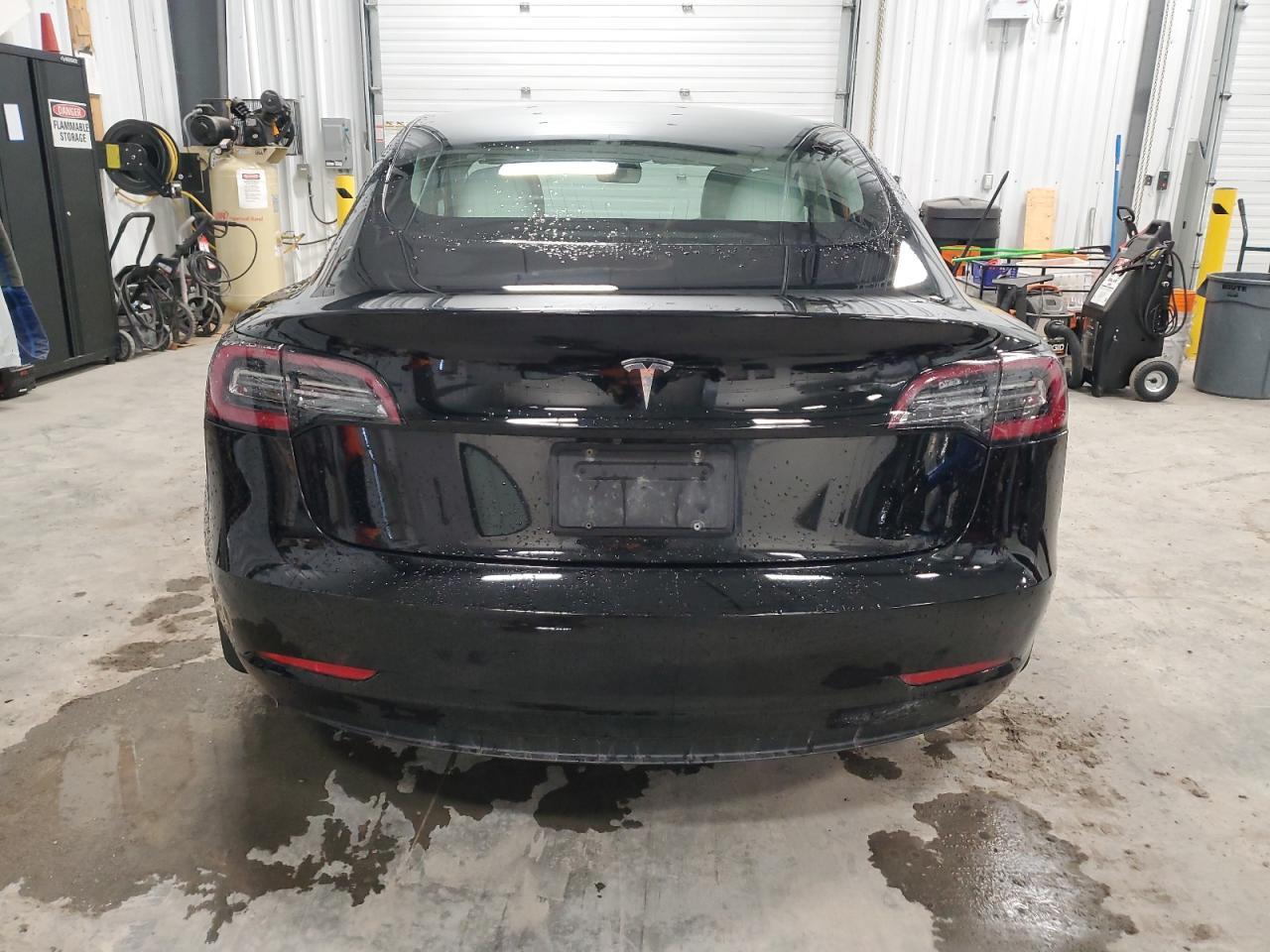 2019 TESLA MODEL 3 - Фото 6