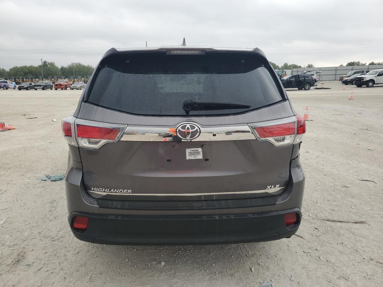 2015 TOYOTA HIGHLANDER - Фото 6