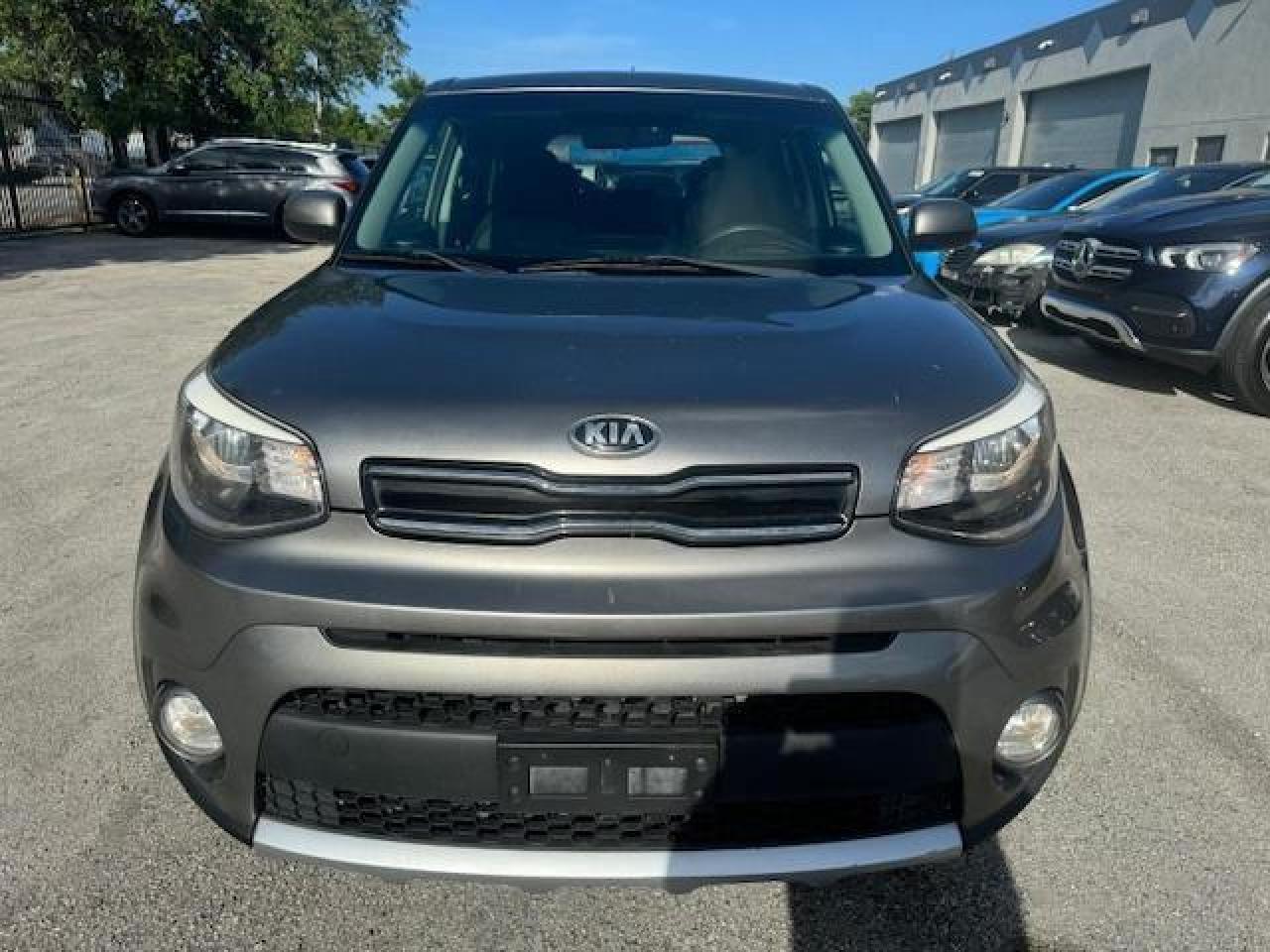 2017 KIA SOUL + - Image 5