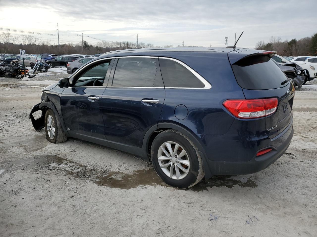 2017 KIA SORENTO LX - Фото 2