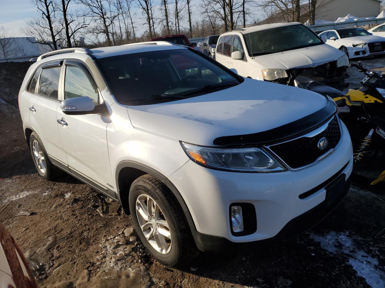 2014 KIA SORENTO LX - Image 4
