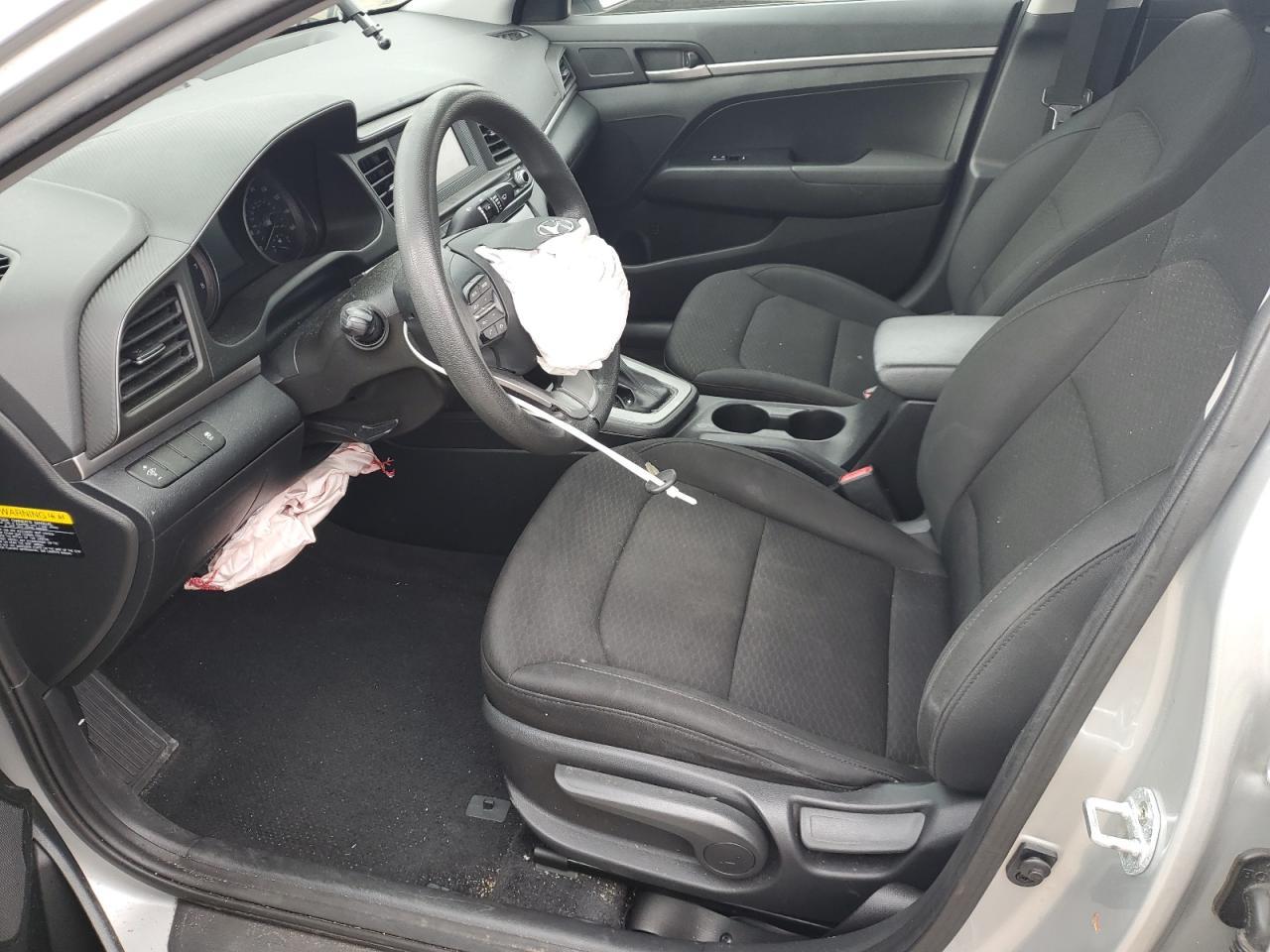 2019 HYUNDAI ELANTRA SE - Image 7