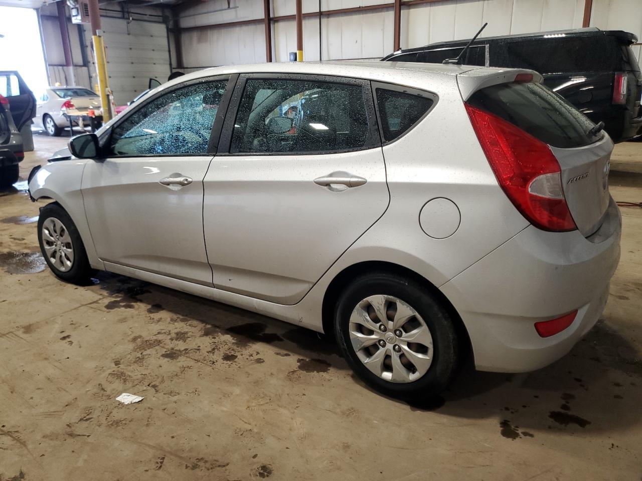 2017 HYUNDAI ACCENT SE - Image 2